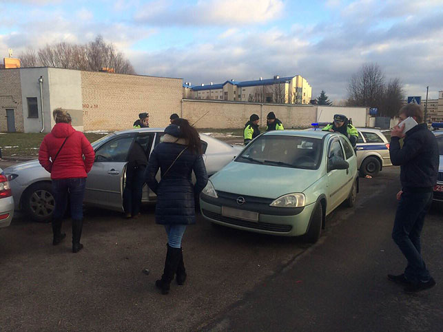 У Мінску п'яны кіроўца спрабаваў ускрыць сабе вены