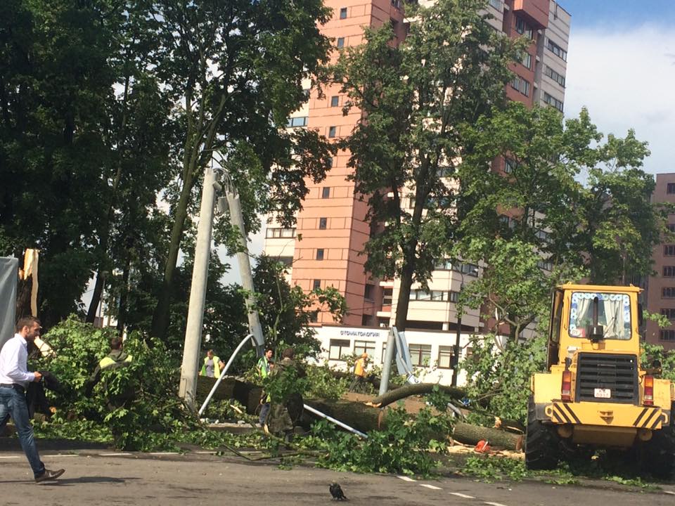 Хроніка: Усе жахі мінскага ўрагану (фота і відэа)