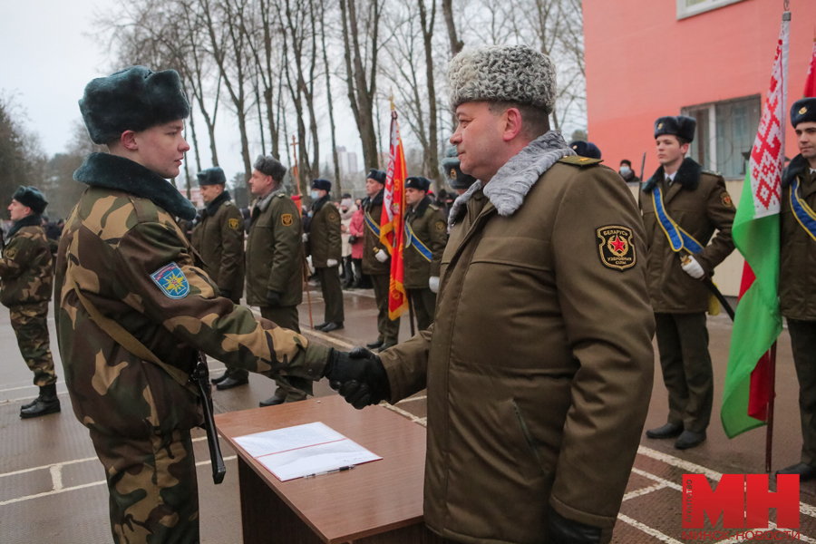 Как новобранцы принимали присягу в пандемию — фото