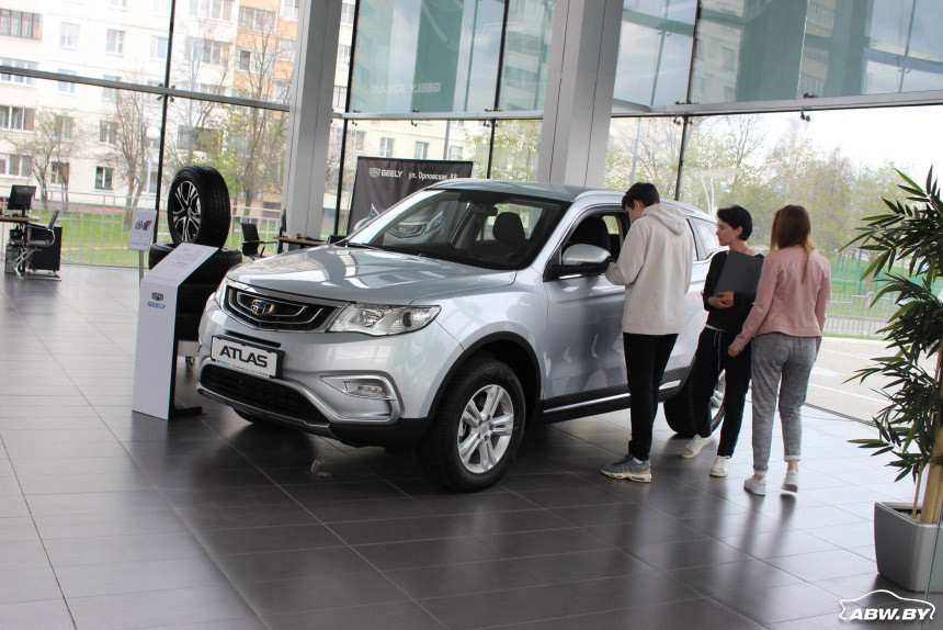 У Расіі беларускія Geely каштуюць істотна танней, чым у Беларусі. Як так?