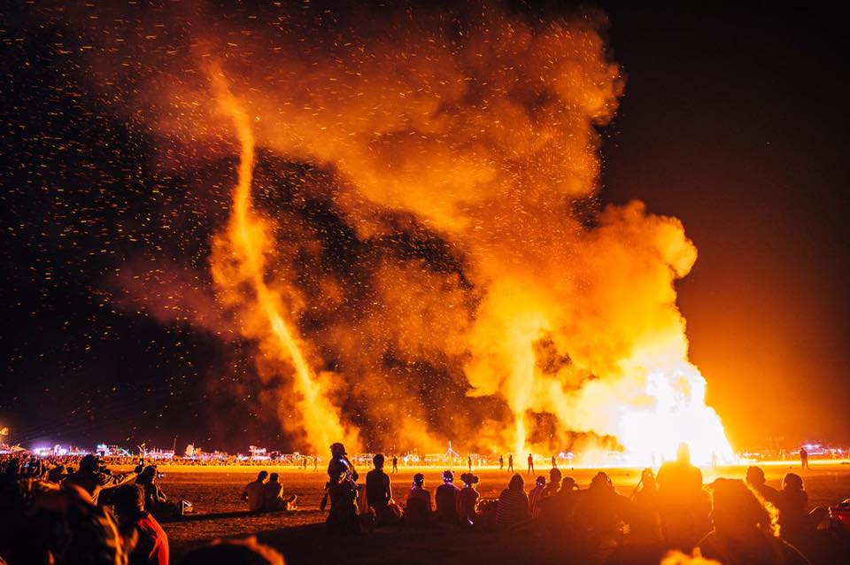 “Довериться потоку и стать им”: Burning Man 2019 глазами белорусов