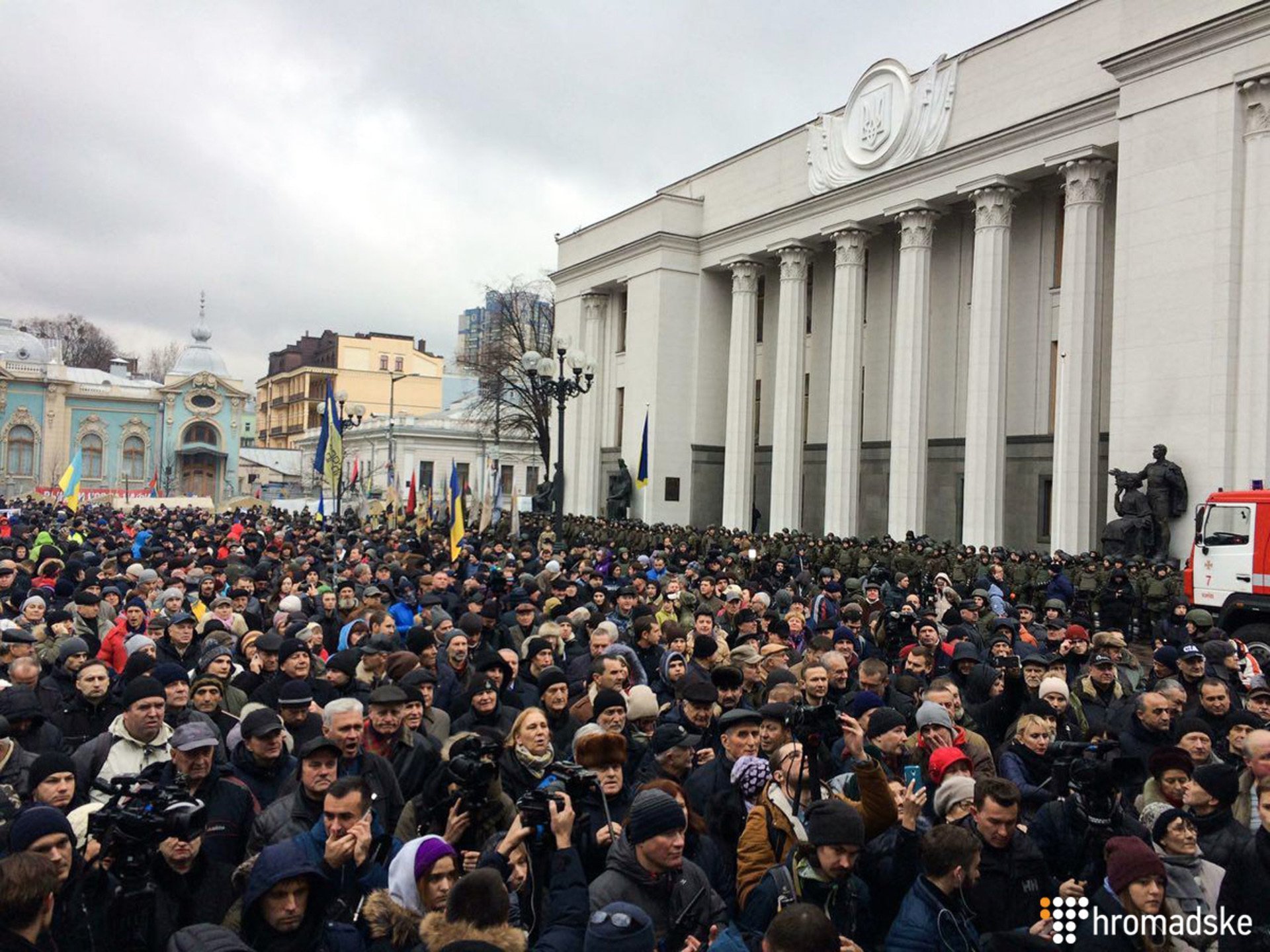 Прорыв в наручниках: что помешало задержанию Саакашвили