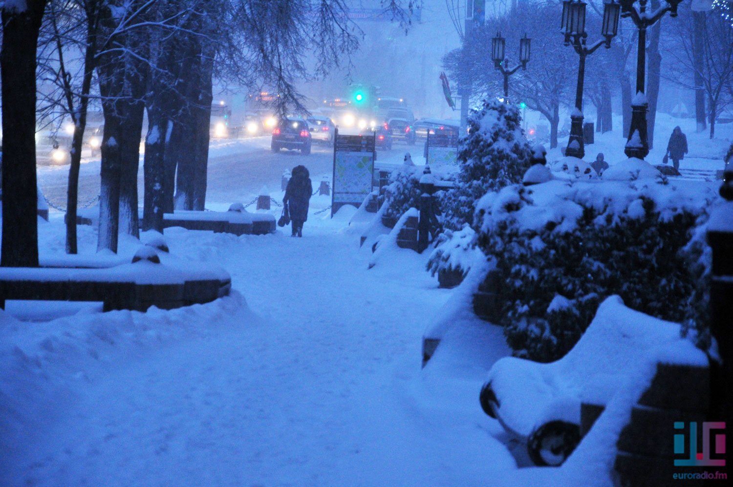 Мінск засыпала снегам (фотарэпартаж)