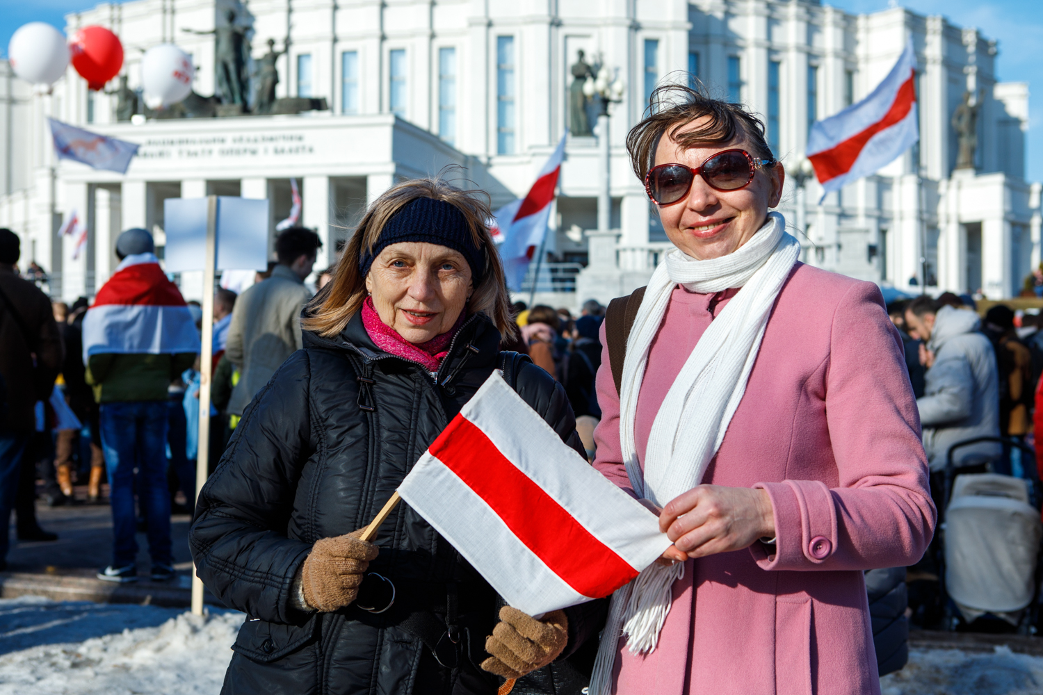 Сцяг і яго чалавек. Гісторыі ад Опернага тэатра