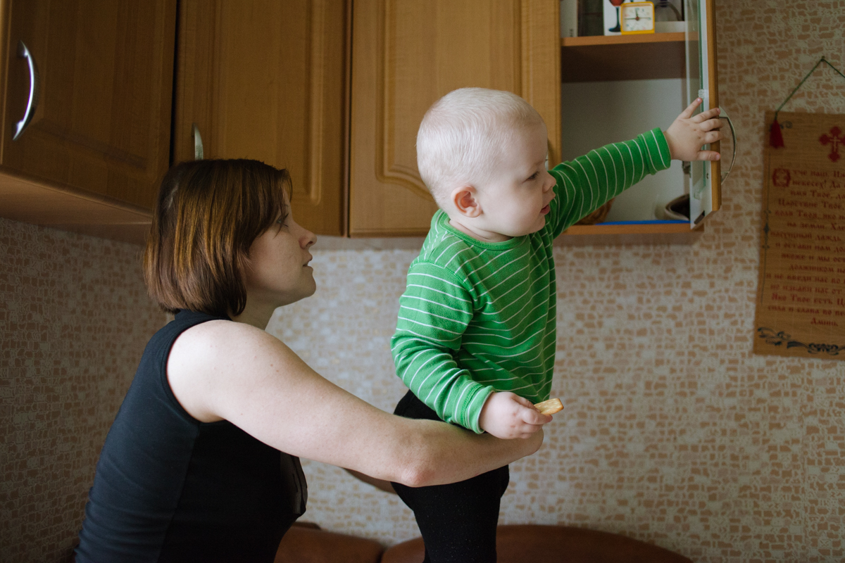 Як жыве сям’я інвалідаў з Івацэвічаў, у якой хацелі адабраць навароджанае дзіця