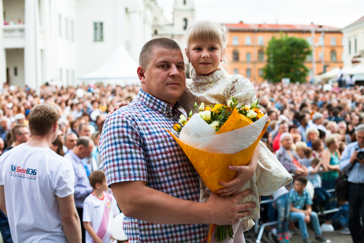 Бацька маленькай джазавай піяністкі з Салігорску: Мы вучылі ноты разам з Сафіяй