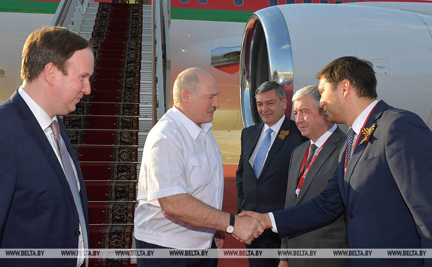 Аляксандр Лукашэнка прыляцеў у Маскву