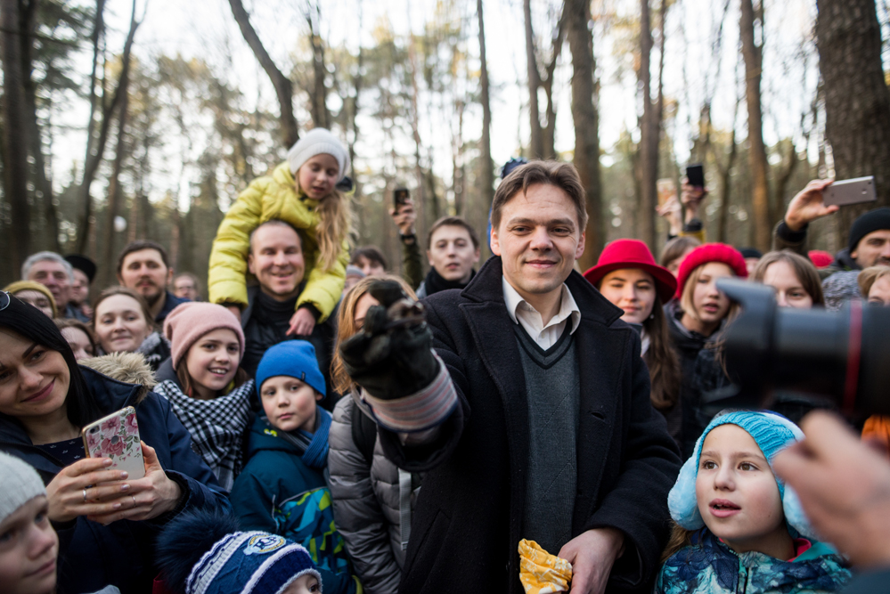 З лядоўні ў дзікую прыроду: у Мінску выпусцілі кажаноў (фота)