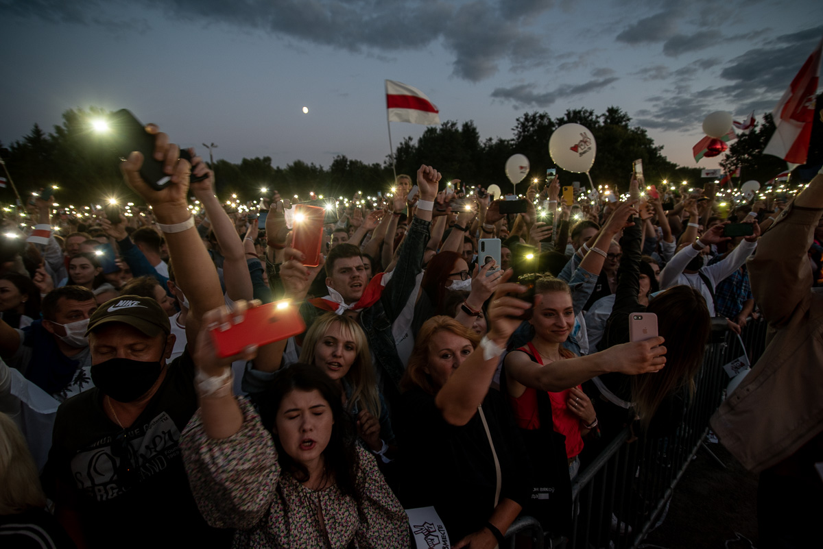 Ціханоўская і мора людзей. Фотарэпартаж