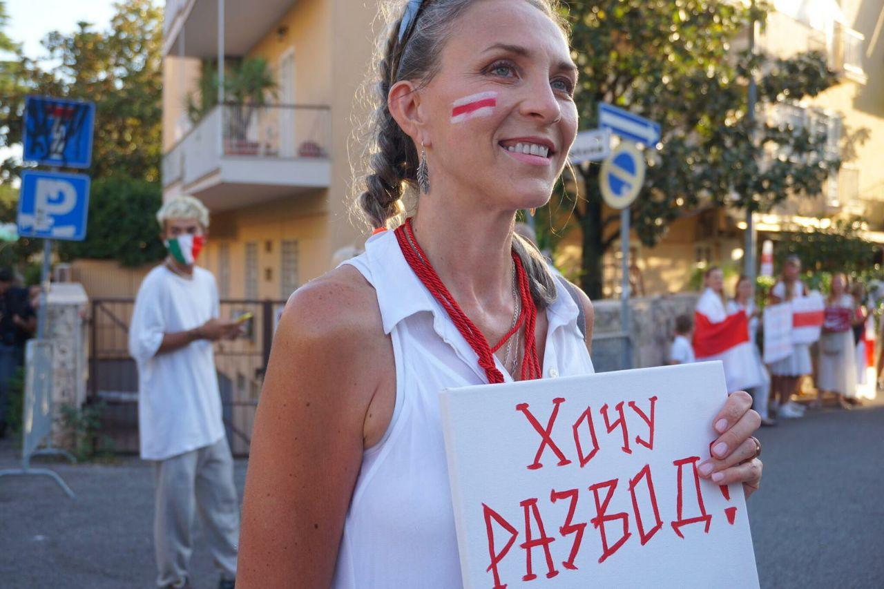 Акция солидарности белорусов в Риме. Фото