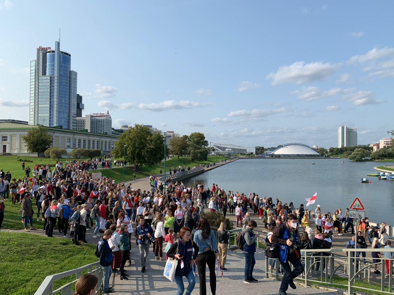 "С дном города": как прошёл "Женский марш" в Минске ФОТОРЕПОРТАЖ