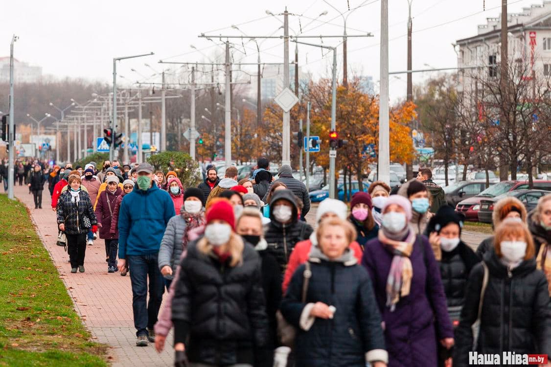 Ангелы vs. демоны: воскресный Марш народовластия в фото