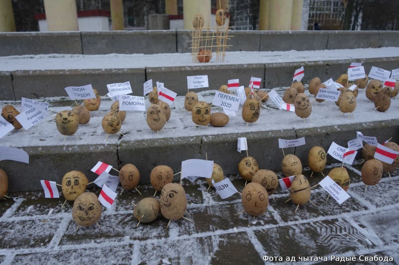 В автозак с шаурмой: что происходило в регионах в воскресение 22 ноября