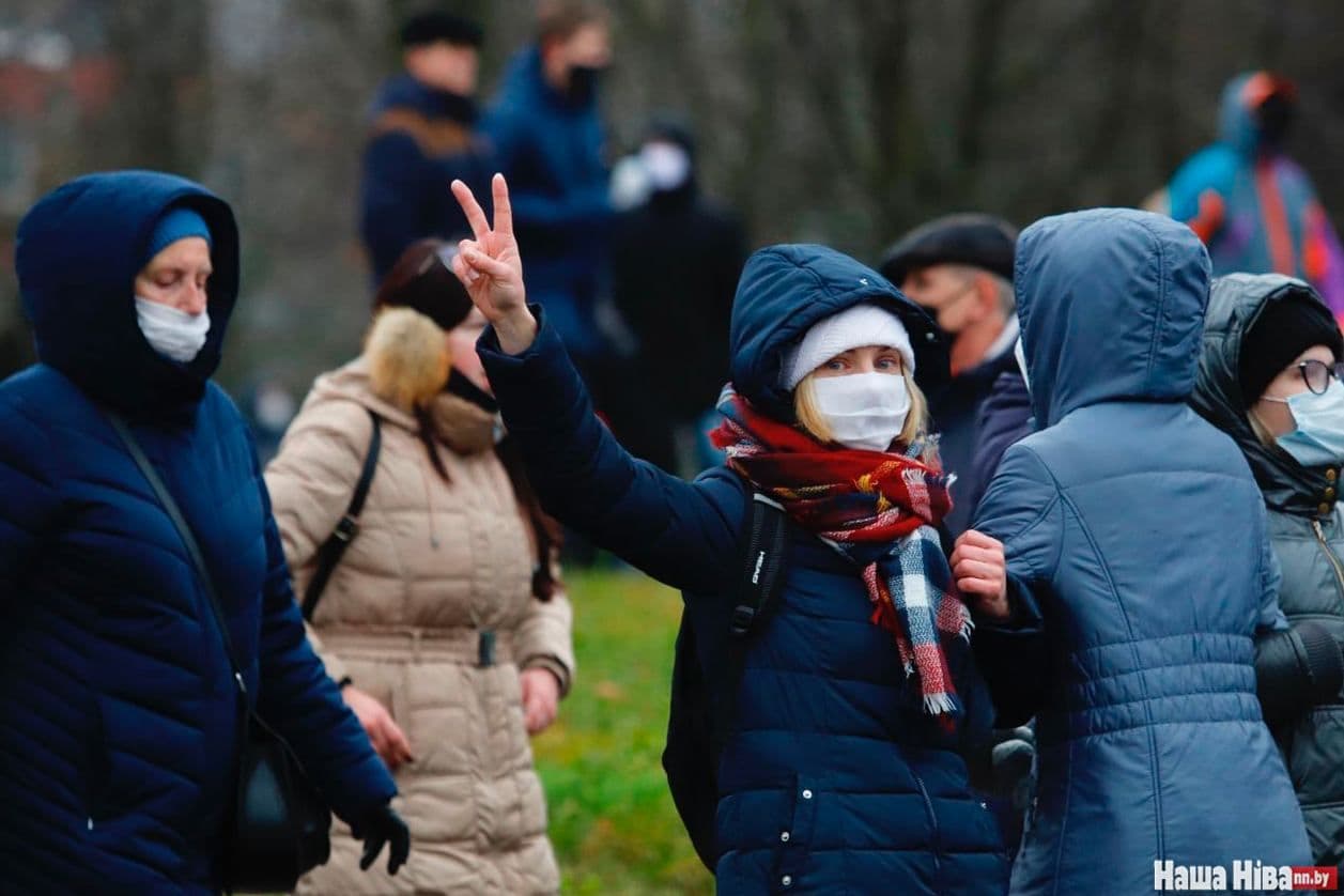 "Ціхая вада грэблі ірве": Марш районов в фото