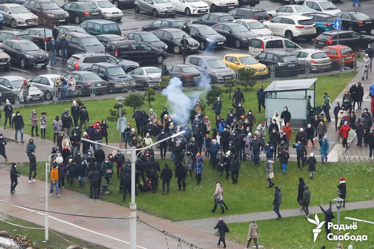 "Ціхая вада грэблі ірве": Марш районов в фото