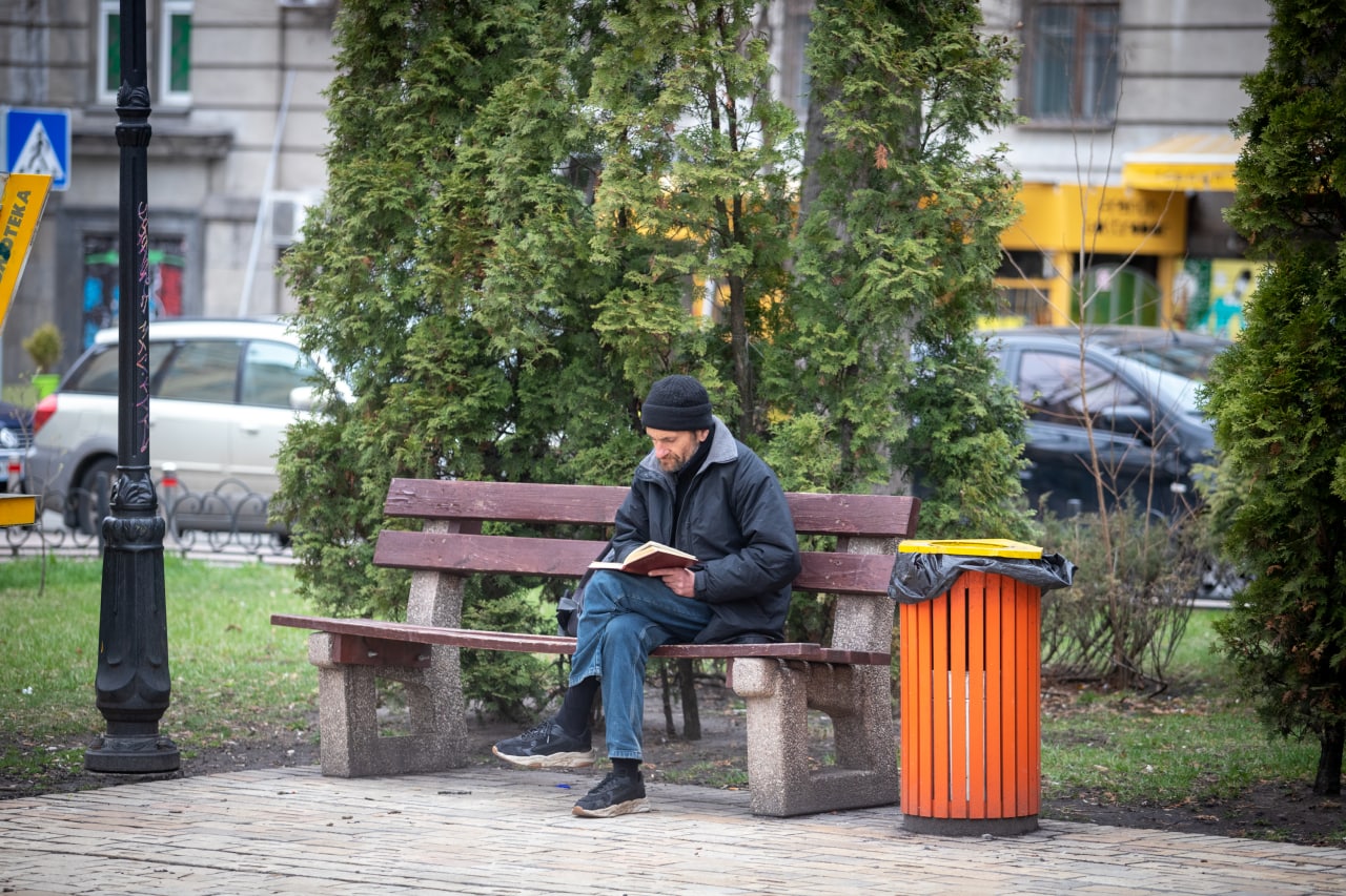 “Посидят, скушают тортик — и легче”: как в войну кафе стало отдушиной киевлян