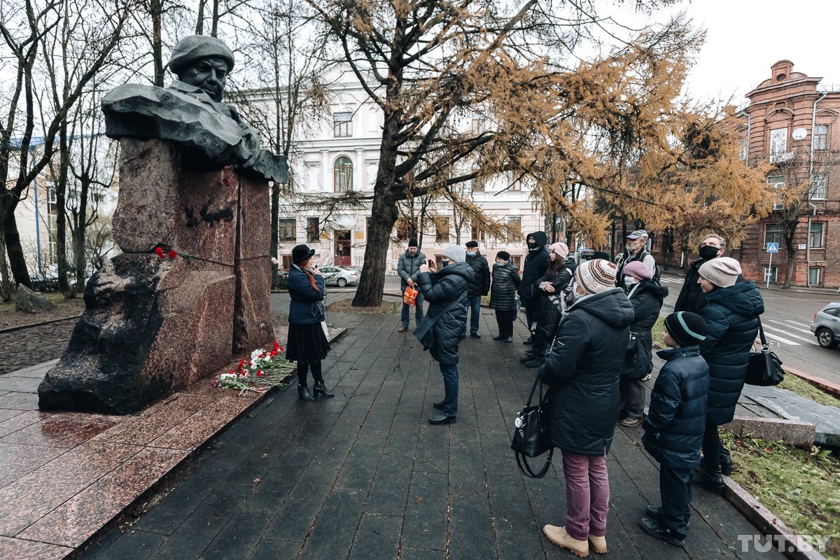 За віцяблянамі, якія ўшаноўвалі памяць Уладзіміра Караткевіча, сачыла міліцыя