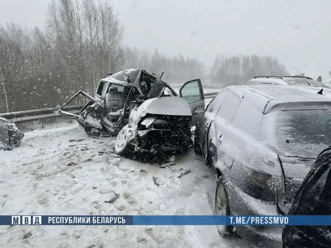 У аварыі ў Чавускім раёне загінулі 2 жанчыны