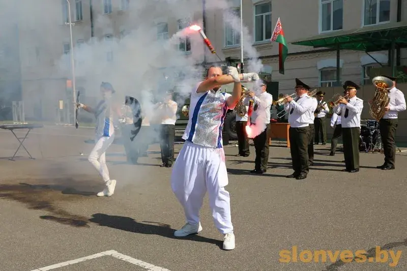 Слонімскія гвардзейцы часова сталі "арабамі"