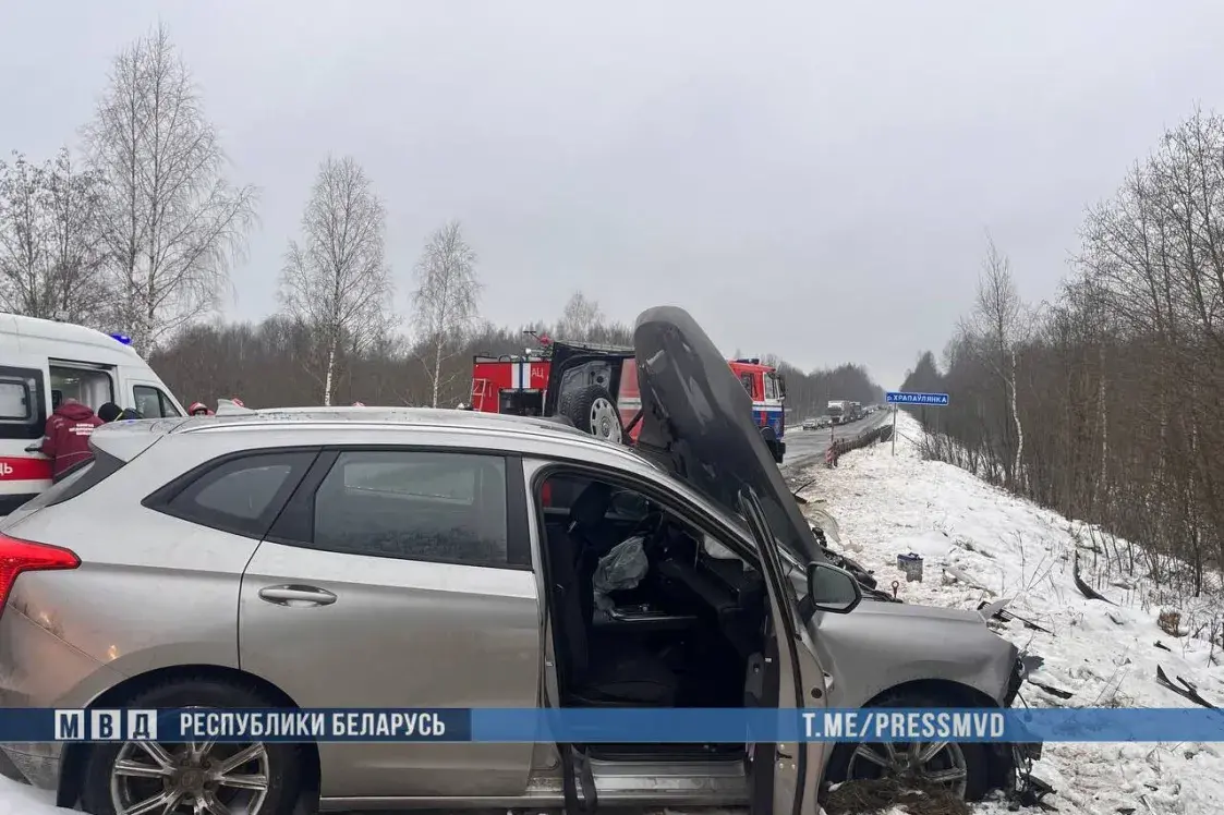 У аварыі на Віцебшчыне адзін чалавек загінуў, шэсць пацярпелі