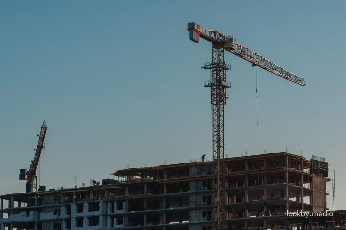 Ці варта зараз набываць жыллё ў Беларусі, Літве і Польшчы? Робім разбор