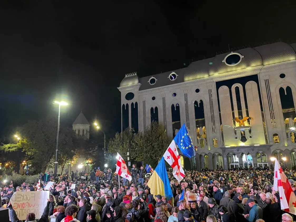 Грузінская апазіцыя анансуе штодзённыя вулічныя акцыі