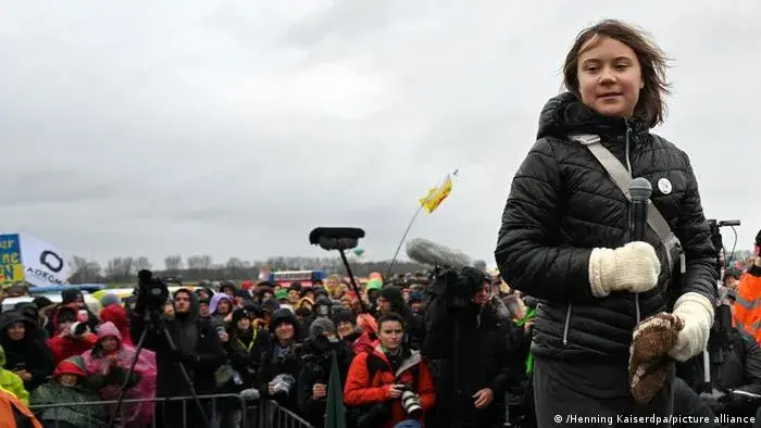 Іх норавы: дэкаланізацыя па-аўстралійску і крызіс па-брытанску