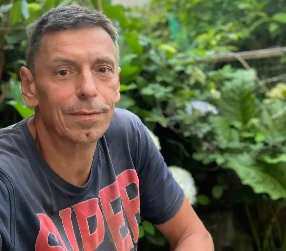 “Дом пусты, а мы жывём тут”. Дзве гісторыі палітвязняў, якіх дэпартавалі год таму