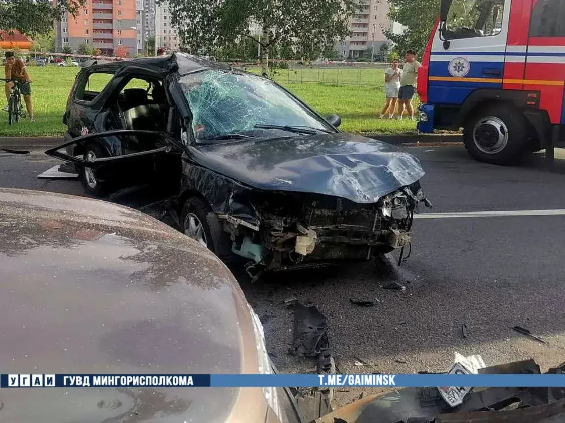 У Мінску п'яны кіроўца ўчыніў аварыю з трыма аўтамабілямі