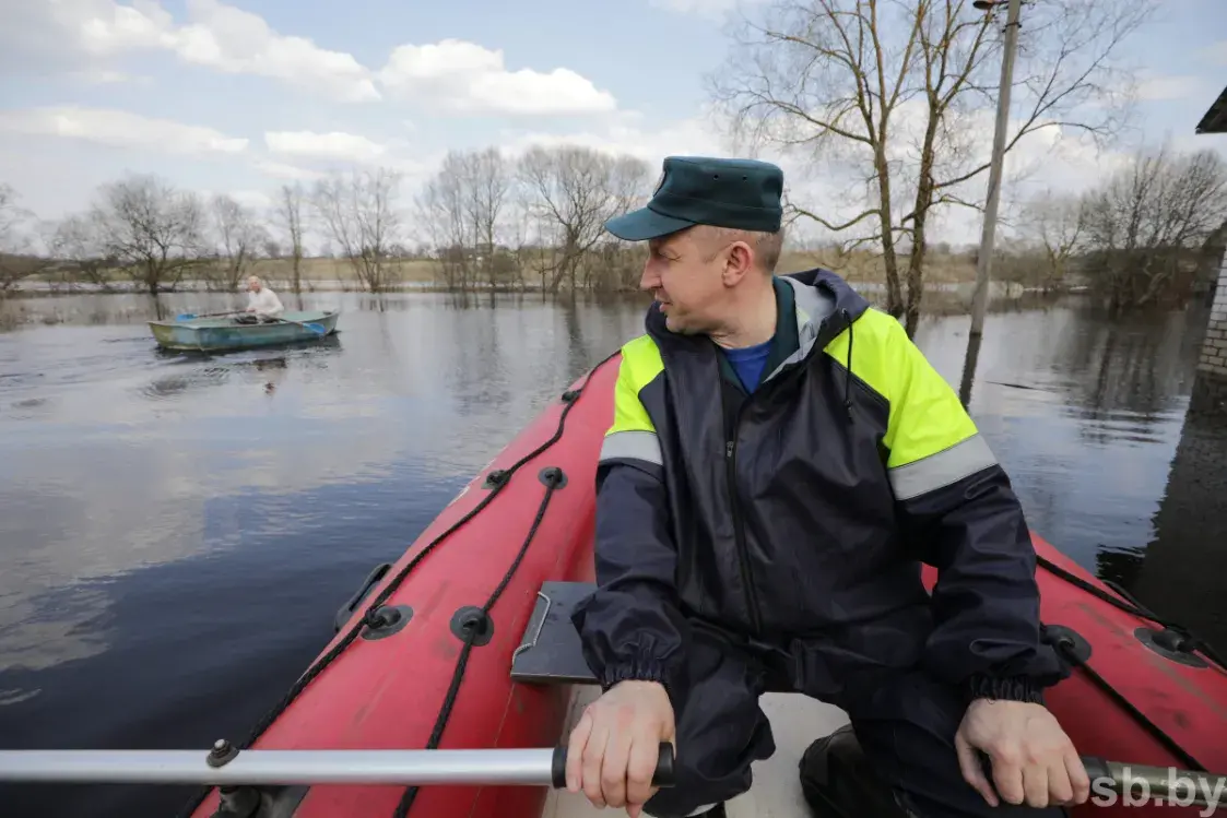 У Верхнядзвінску пад вадой цэлая вуліца