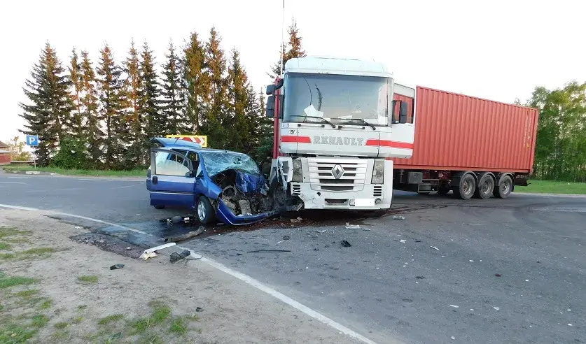 У бальніцы памерлі двое пацярпелых у аварыі ў Браслаўскім раёне