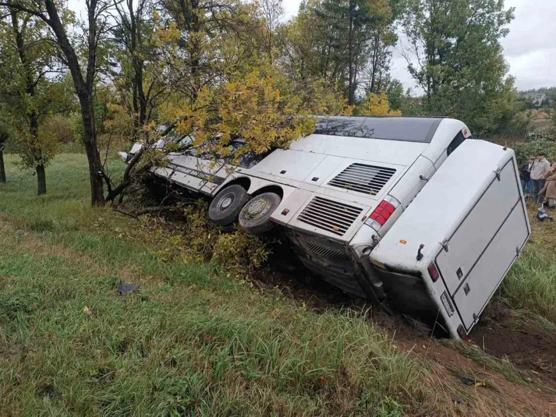 Каля Фаніпаля ў аварыю трапіў аўтобус "Варшава — Мінск", пацярпелі 15 чалавек