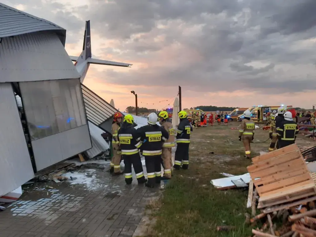 У Польшчы ўпаў лёгкаматорны самалёт, загінулі 5 чалавек