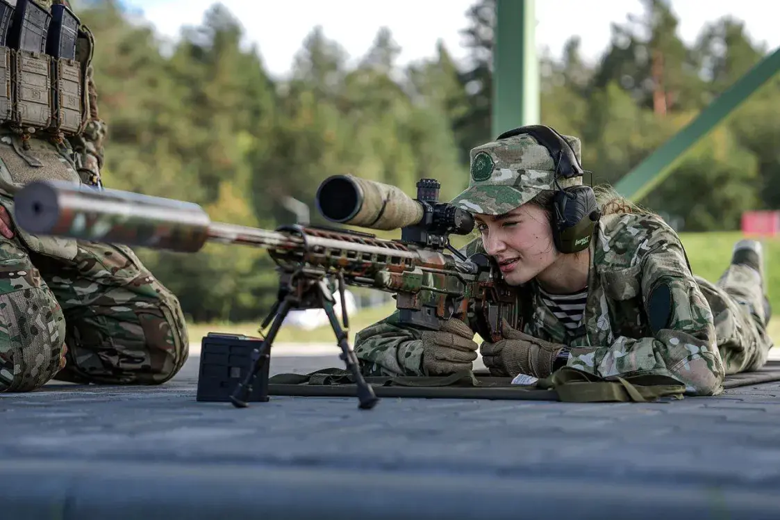 Мадэляў Нацыянальнай школы прыгажосці звазілі на палігон