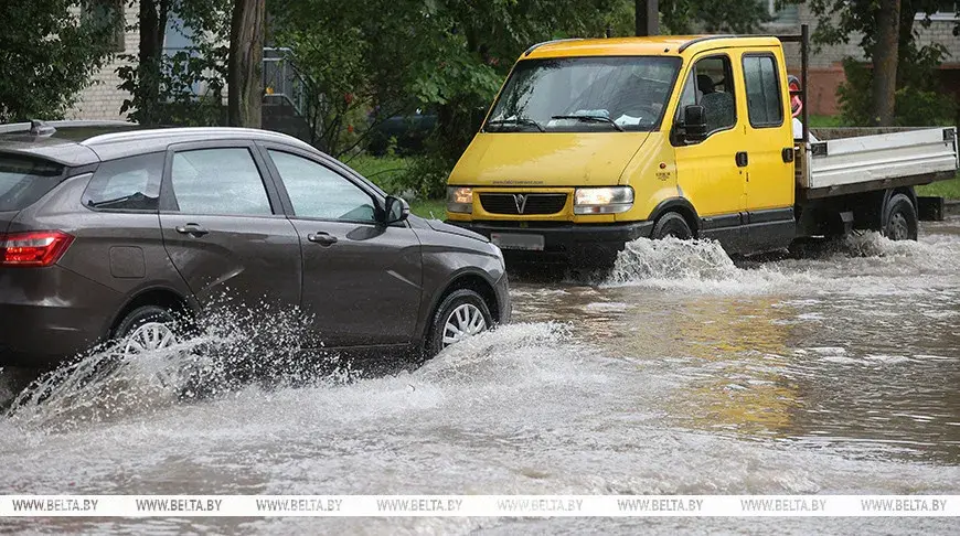 Моцная залева затапіла Гродна ў панядзелак