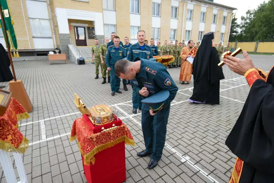 На Гомельшчыне міліцыю прымусілі пакланіцца, на чарзе — унутраныя войскі