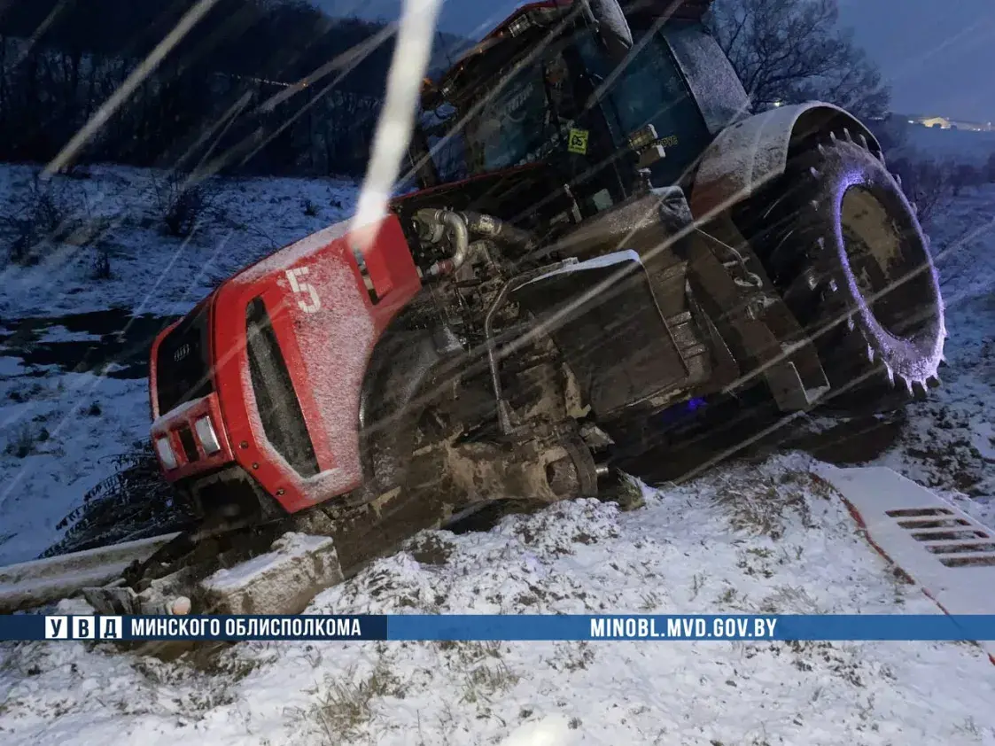 Пад Лагойскам у ДТЗ з трактарам загінулі два чалавекі