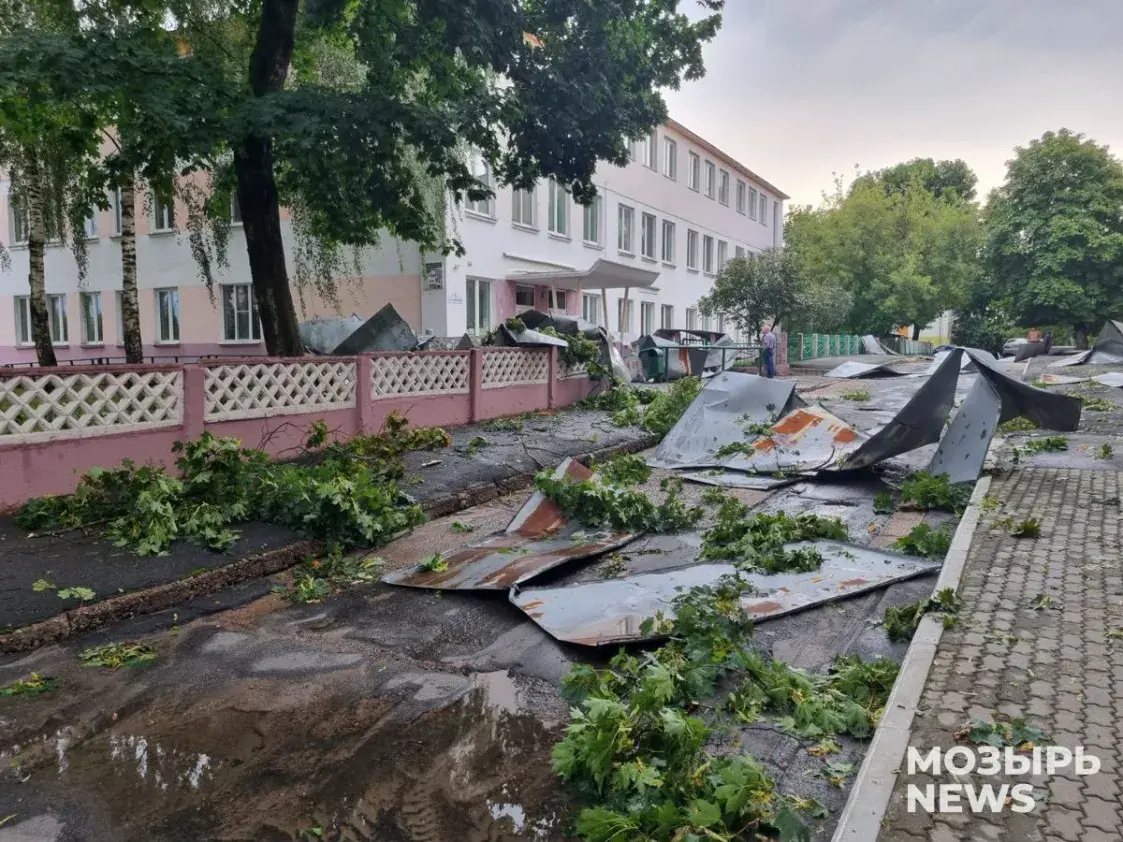 Ураган пакінуў Мазыр без святла і вады