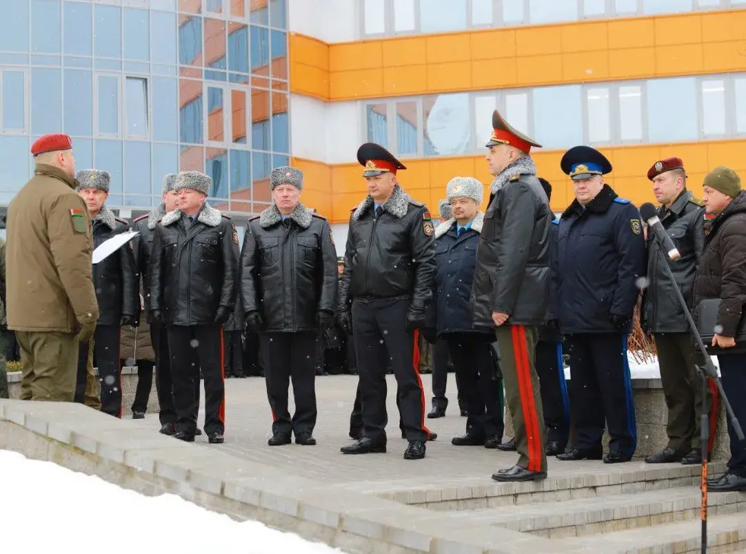 Міліцыянты ў Мінску паказалі рэпетыцыю разгону дэманстрацый