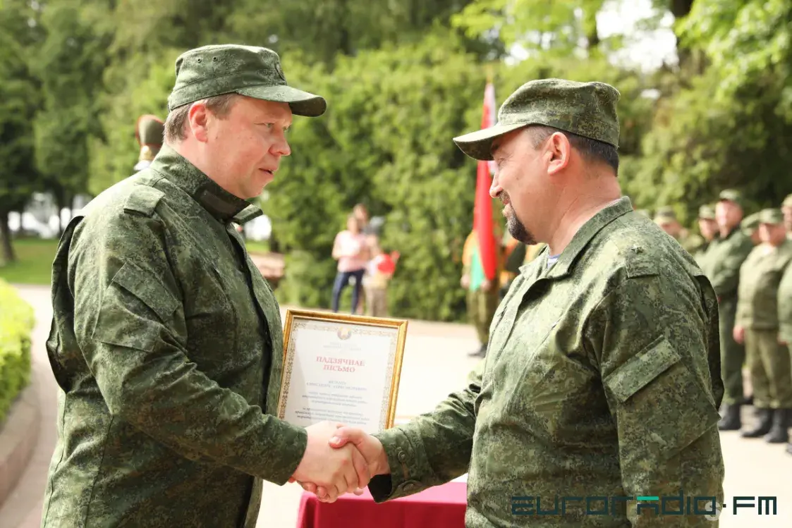 У Лідзе на мітынгу разважалі, куды будуць наступаць палякі: на захад ці на ўсход