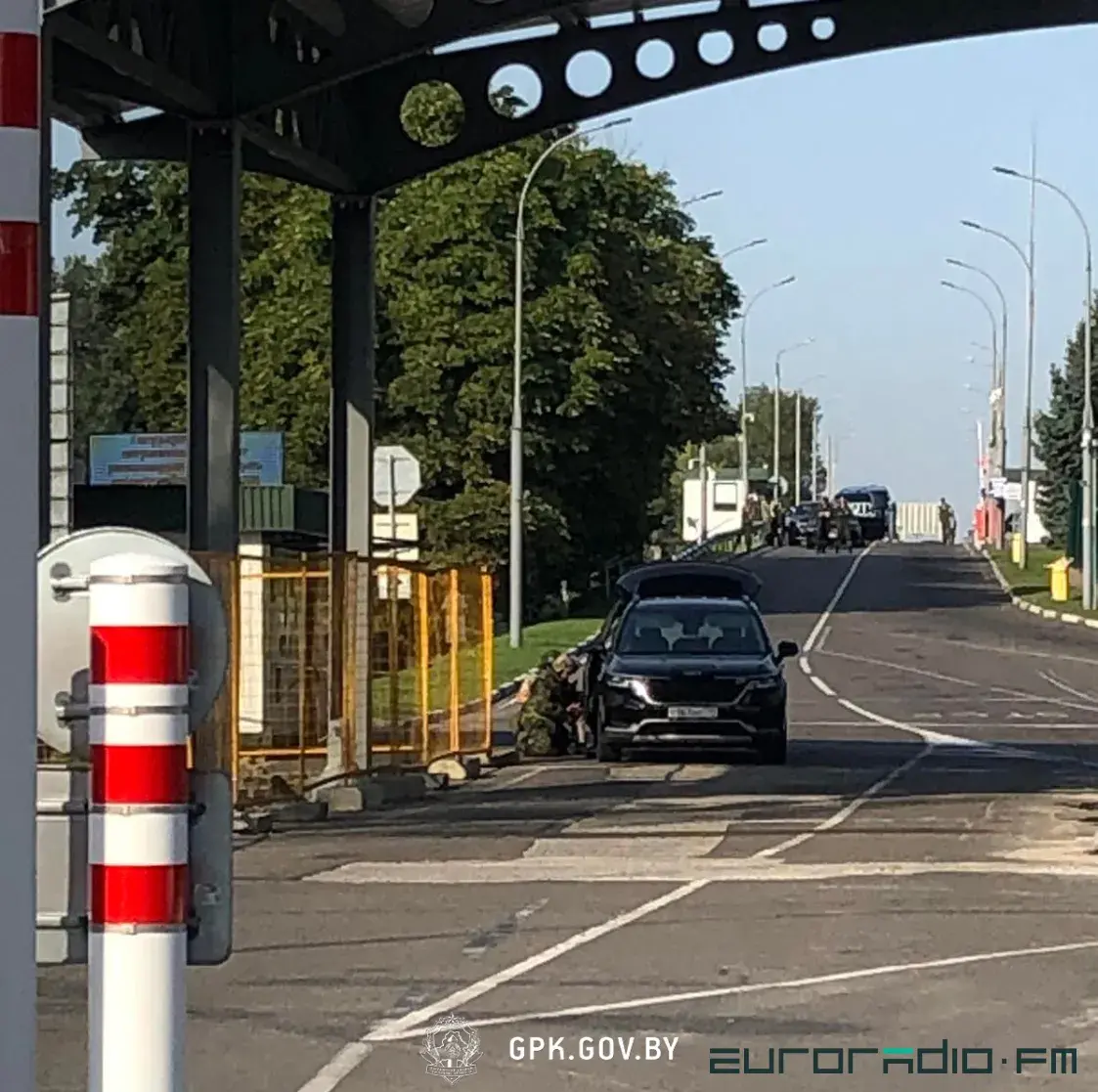 Знойдзены пад машынай расіяніна прадмет "не з'яўляецца выбуховым прыстасаваннем"