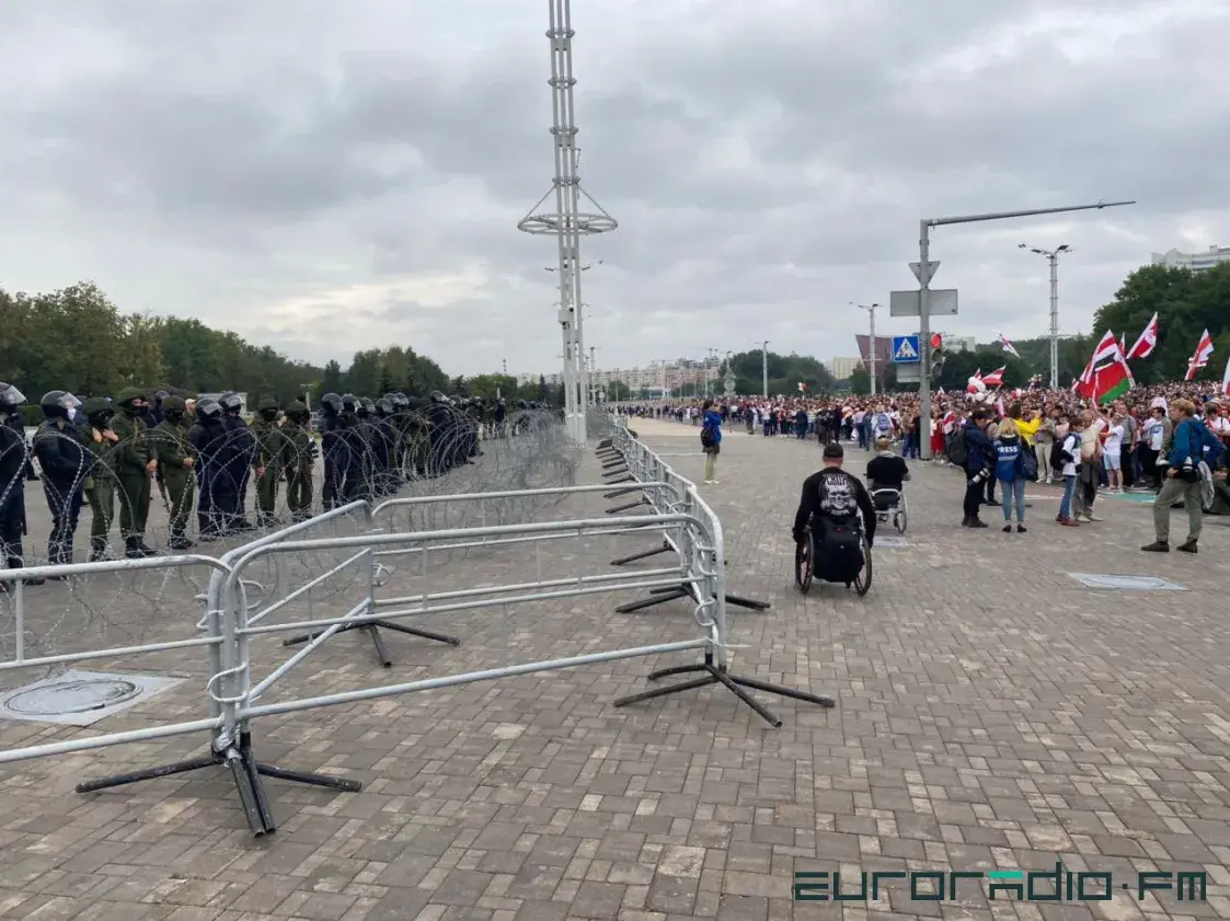 Вызвалены палітвязень Андрэй Чудзінаў