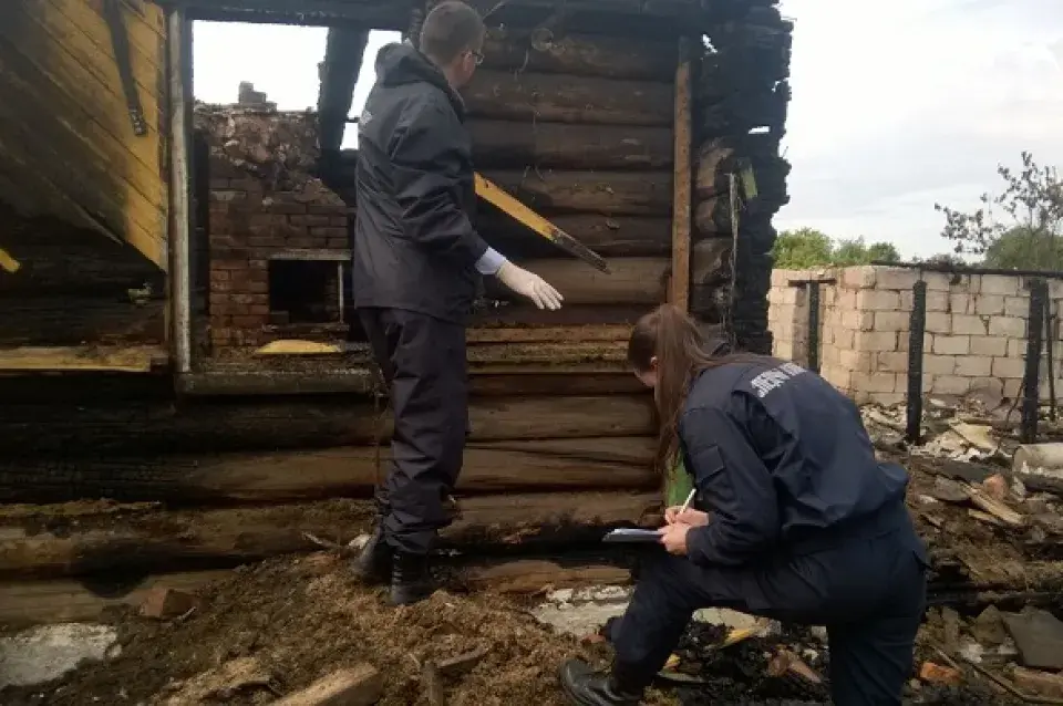 У Верхнядзвінскім раёне падчас пажару загінулі 4 чалавекі, у тым ліку дзіця