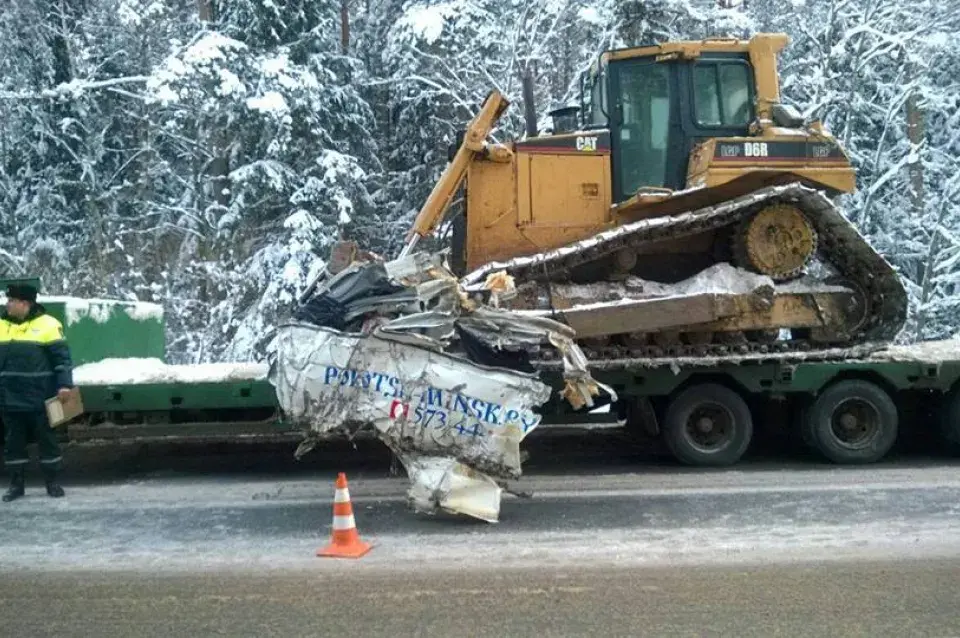 З'явіліся новыя здымкі жахлівай аварыі з удзелам маршруткі ва Ушацкім раёне