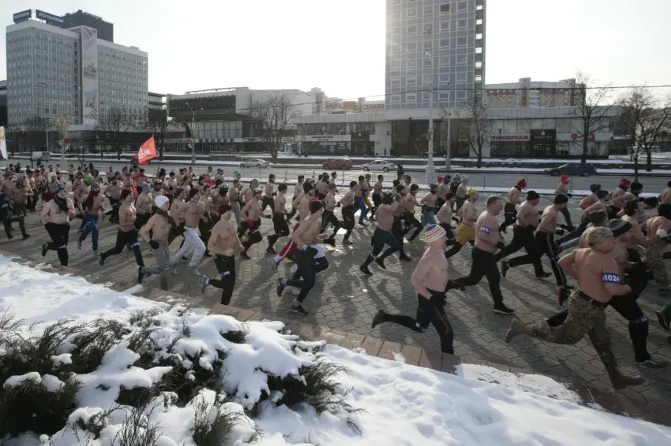 У Мінску ў мароз прайшоў "забег сапраўдных мужчын" (фота, відэа)