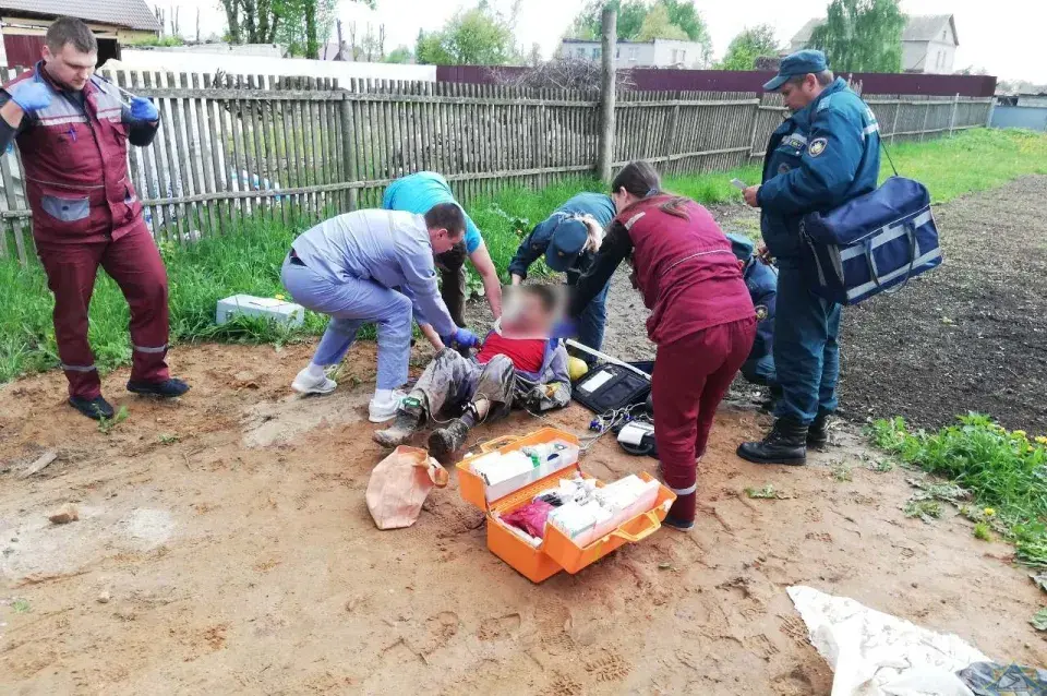 У Магілёўскім раёне з 4-метровага катлавана выратавалі мужчыну