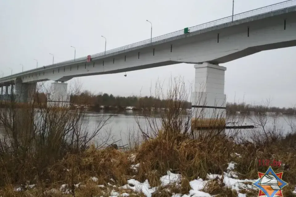 Побач з аварыйным мостам праз Прыпяць пабудуюць пантонную пераправу