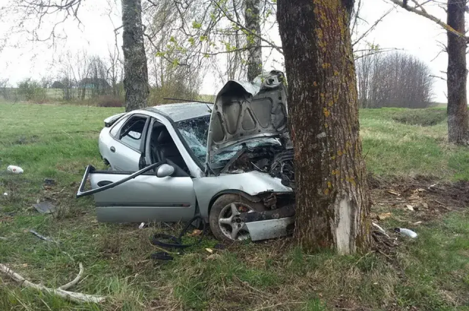 ДТЗ пад Чэрвенем: Кіроўца загінуў, пасажыр цяжка траўмаваны