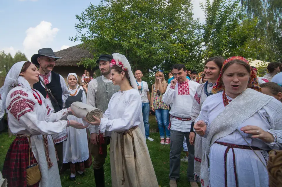 "Камяніца": кожны тут не проста глядач, а робіць у фэст свой унёсак