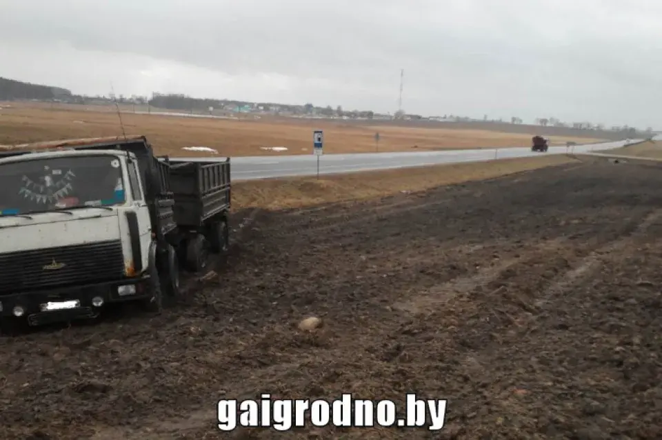 Пад Лідай кіроўца МАЗа памёр падчас руху — спынілася сэрца